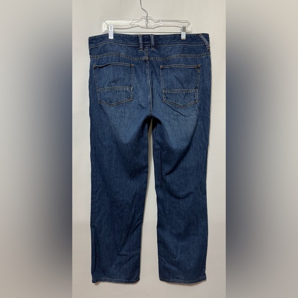 Tommy Bahama Cayman Relaxed Jeans Blue Denim 38x31 - Picture 2 of 16